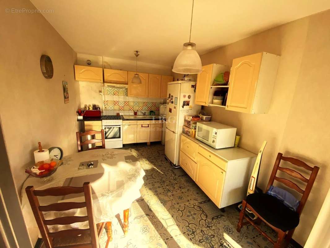 Appartement à MARSEILLE-10E