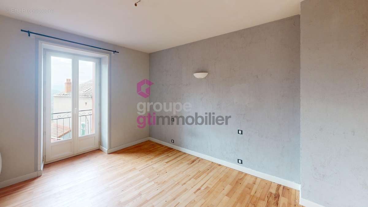 Appartement à LE MONASTIER-SUR-GAZEILLE