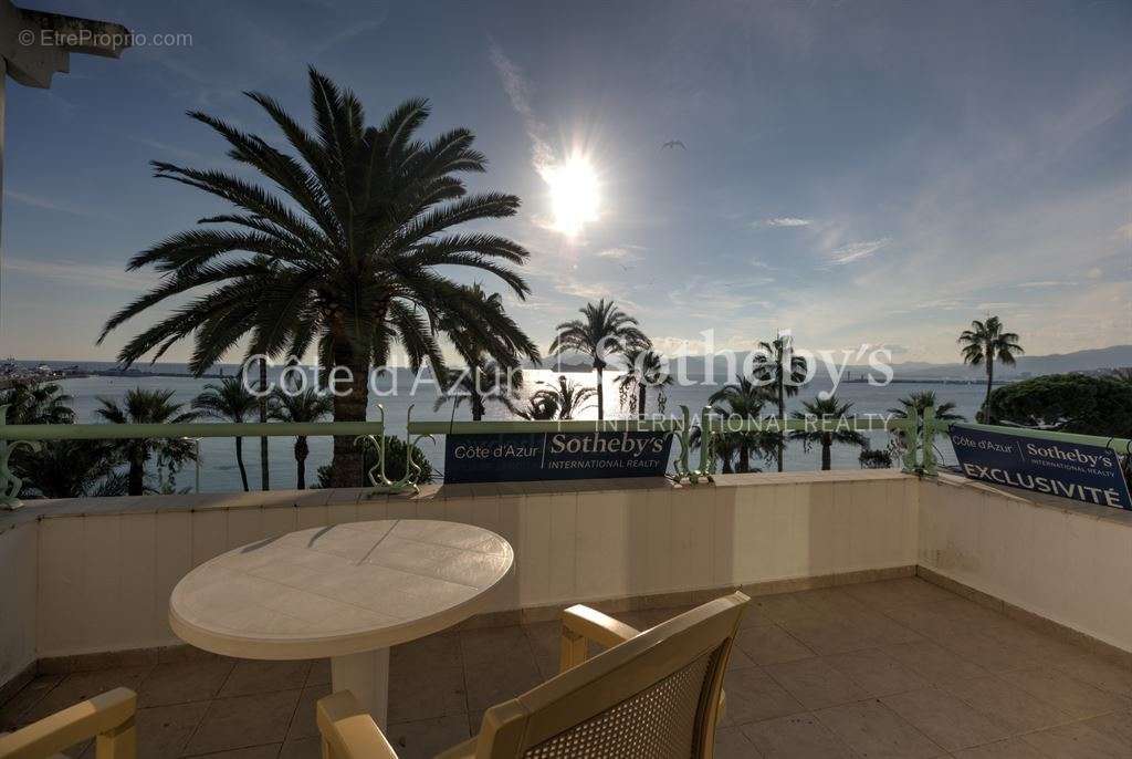 Appartement à CANNES