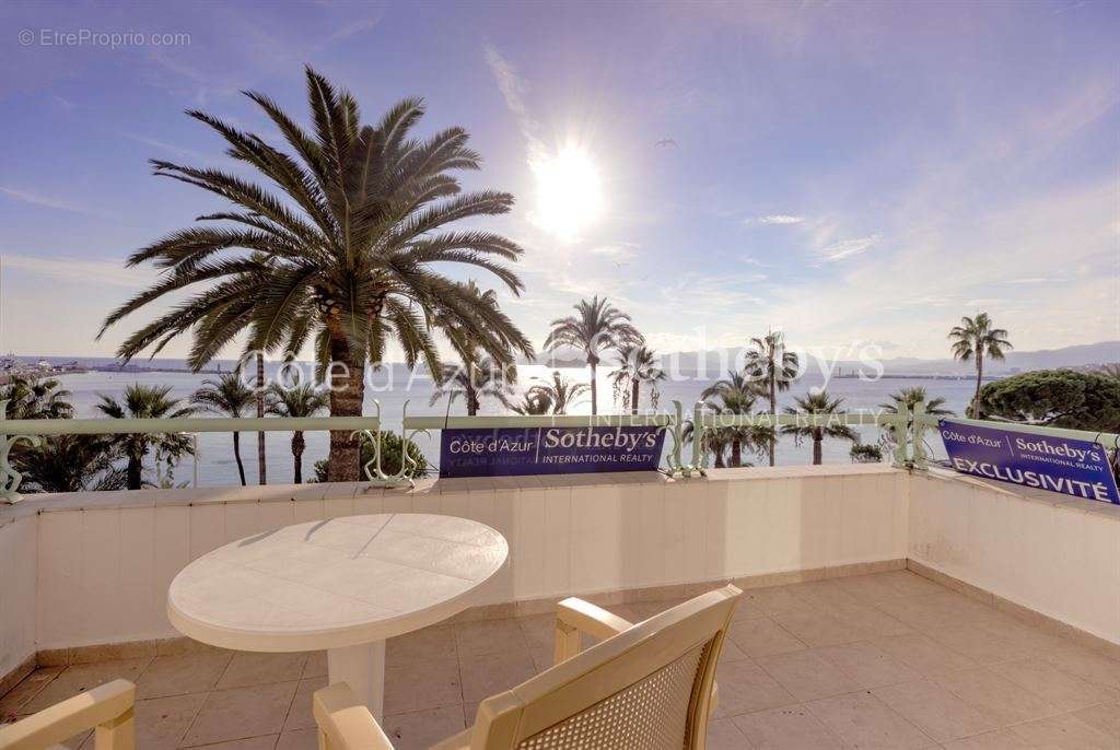 Appartement à CANNES