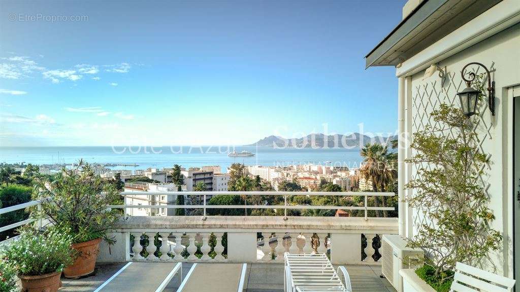 Appartement à CANNES