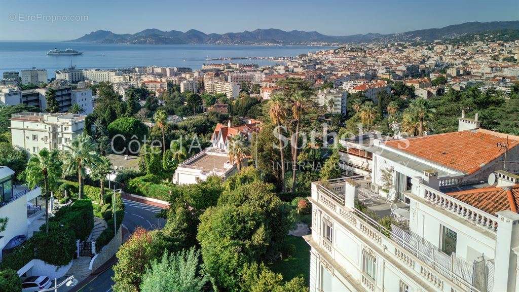 Appartement à CANNES