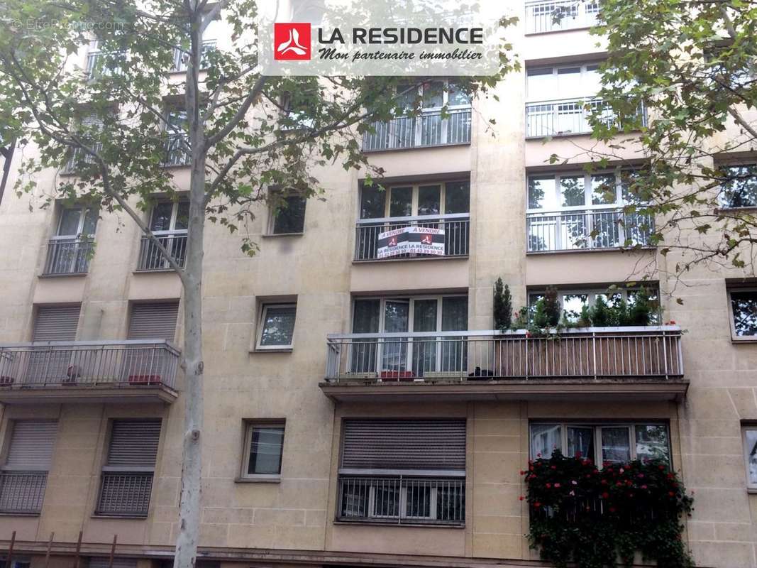 Appartement à PARIS-17E