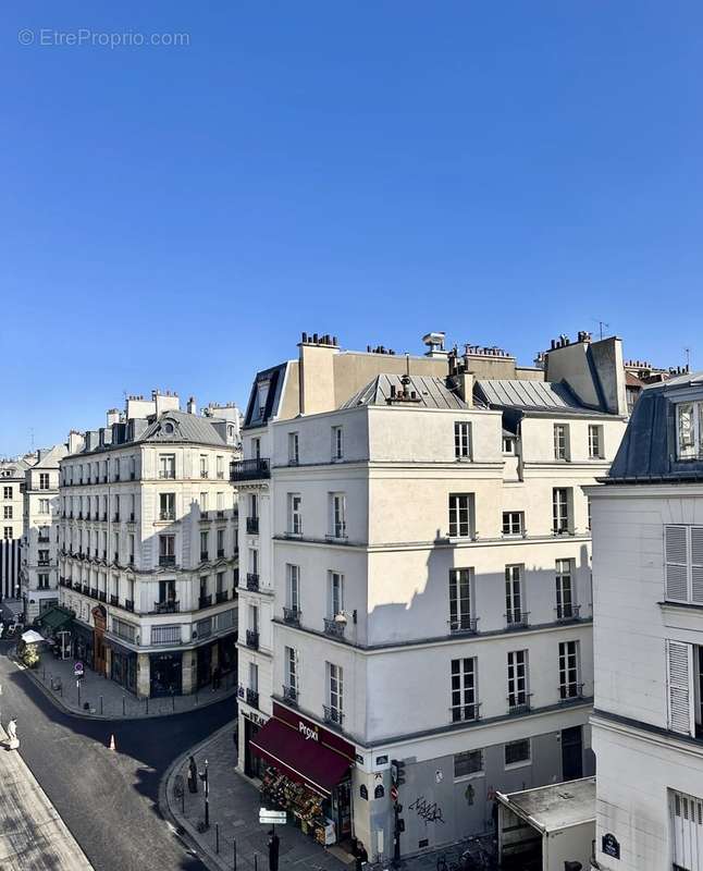 Appartement à PARIS-3E