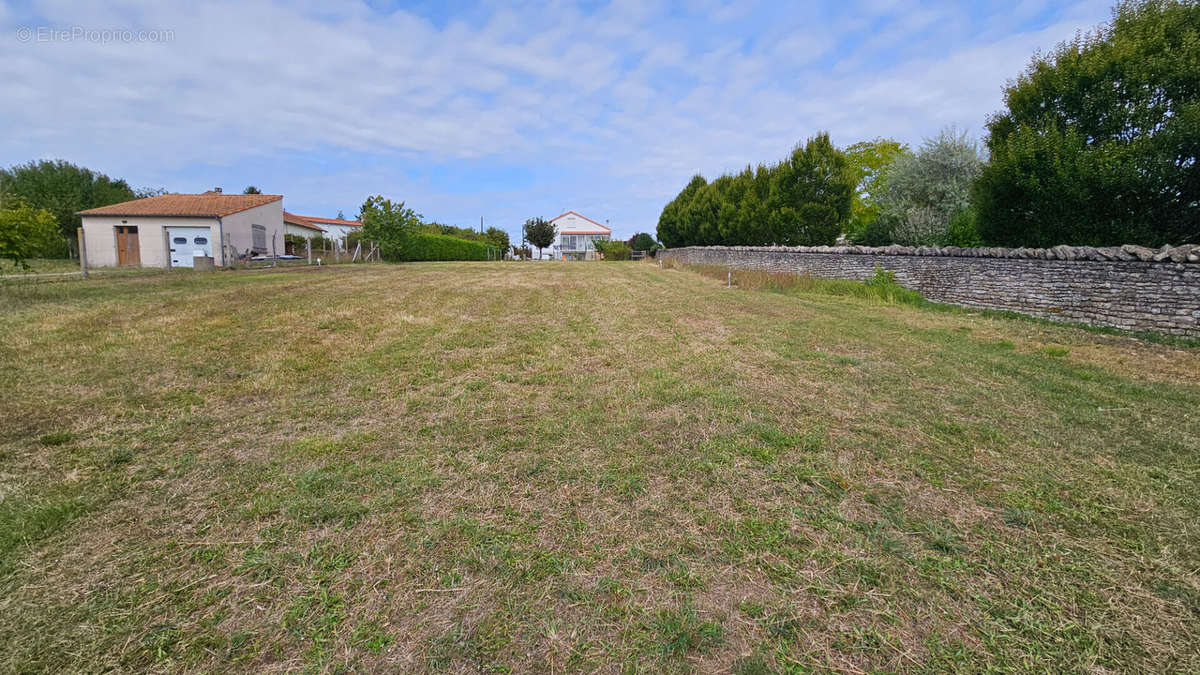 Terrain à NIORT