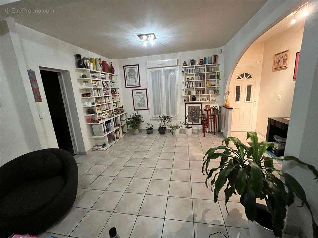 Appartement à LE KREMLIN-BICETRE