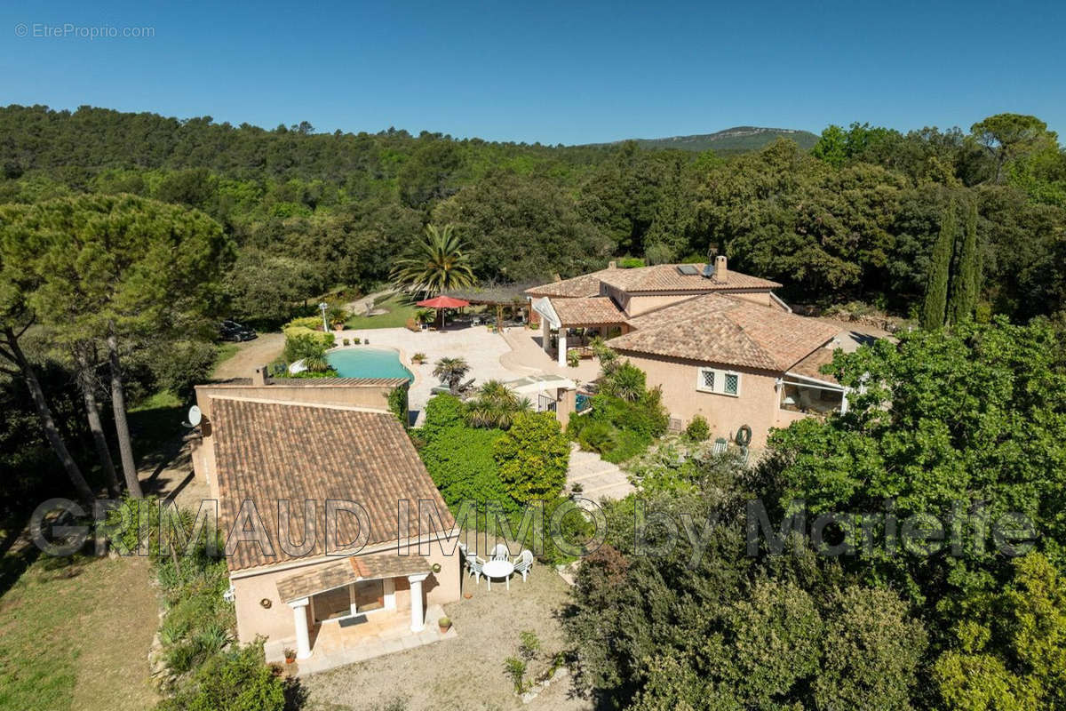 Maison à BESSE-SUR-ISSOLE