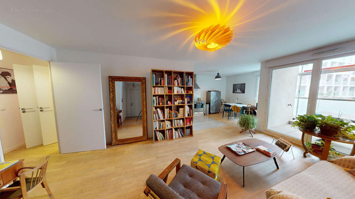 Appartement à IVRY-SUR-SEINE