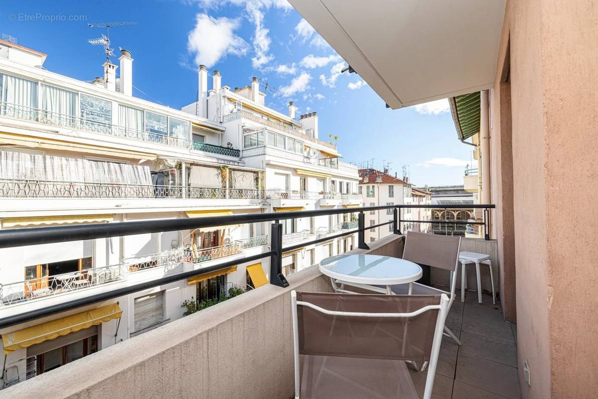 Appartement à NICE