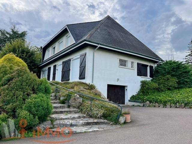 Maison à SAINT-HEAND