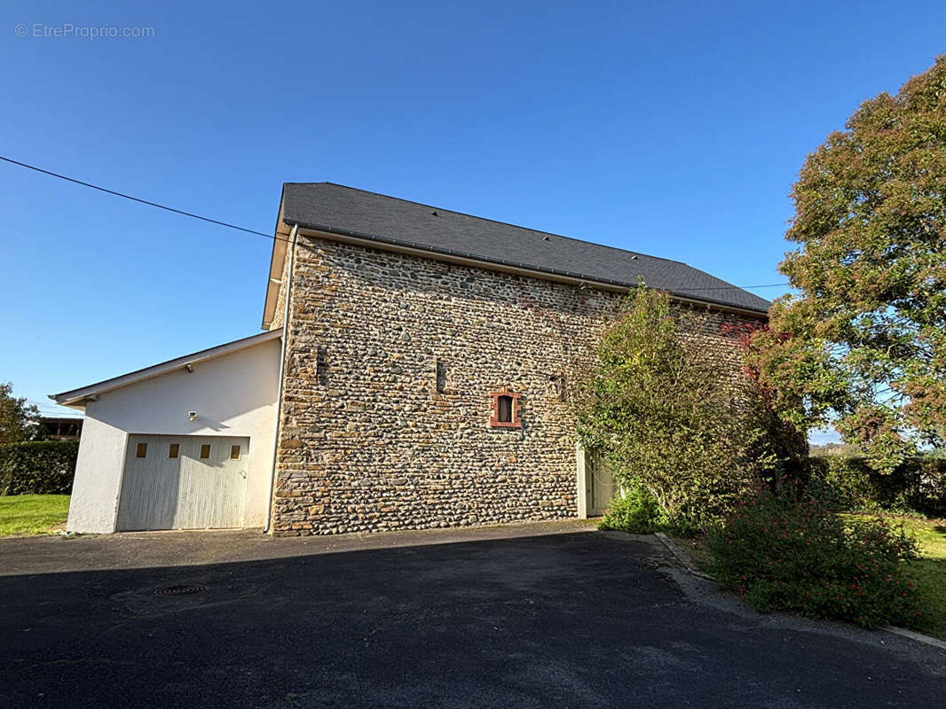 Maison à OLORON-SAINTE-MARIE