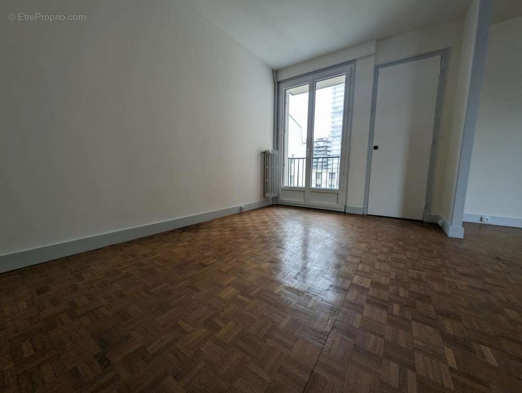 Appartement à PUTEAUX