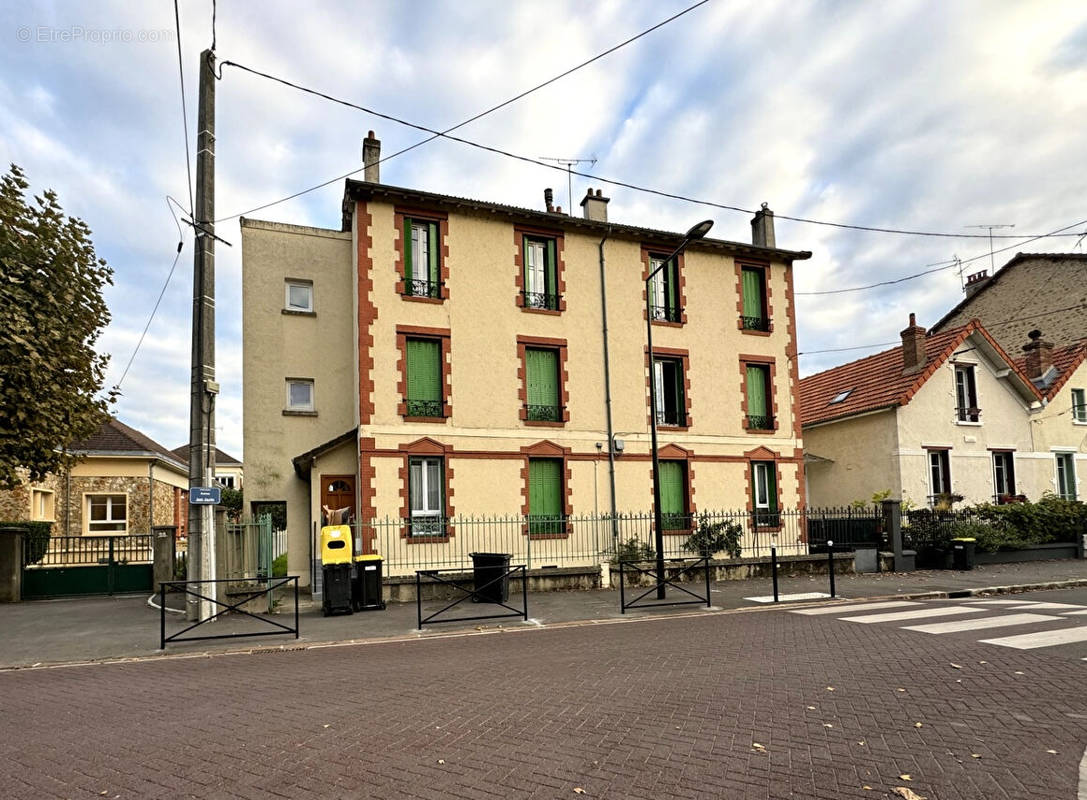 Appartement à ATHIS-MONS