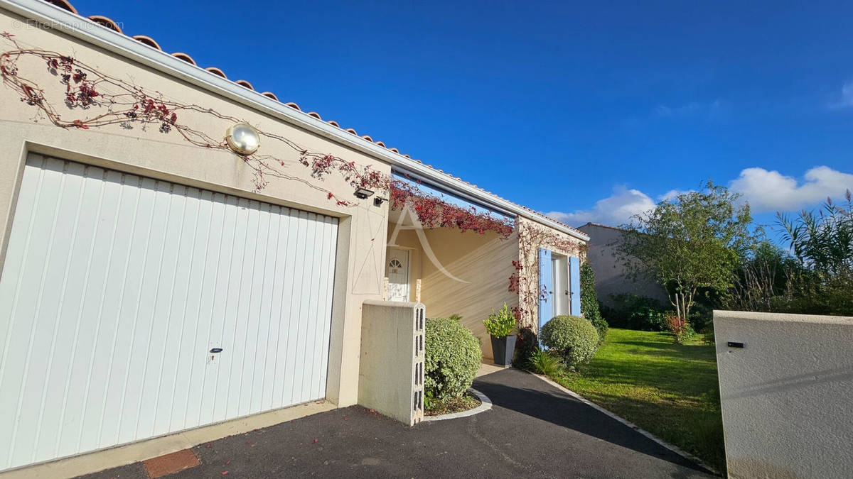 Maison à SAINT-NAZAIRE-SUR-CHARENTE