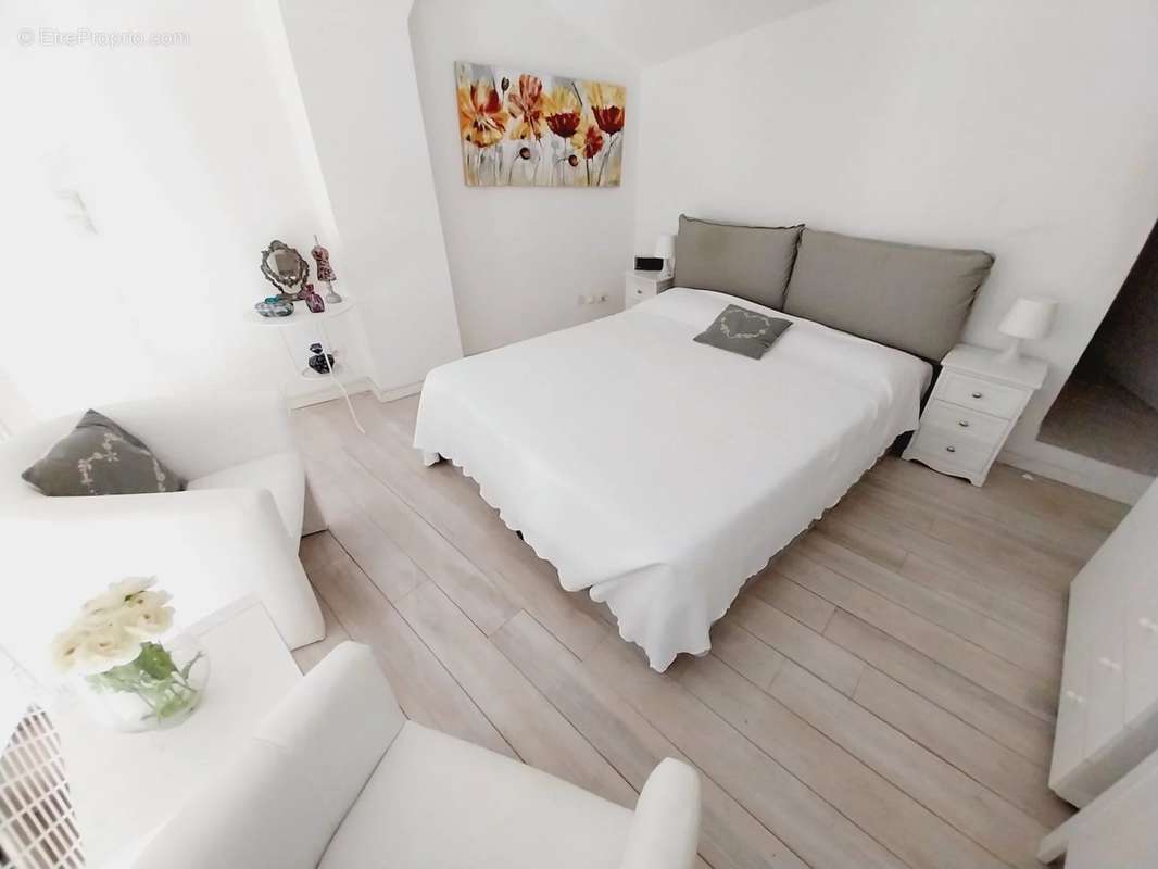 Appartement à MENTON