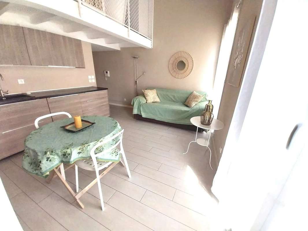 Appartement à MENTON