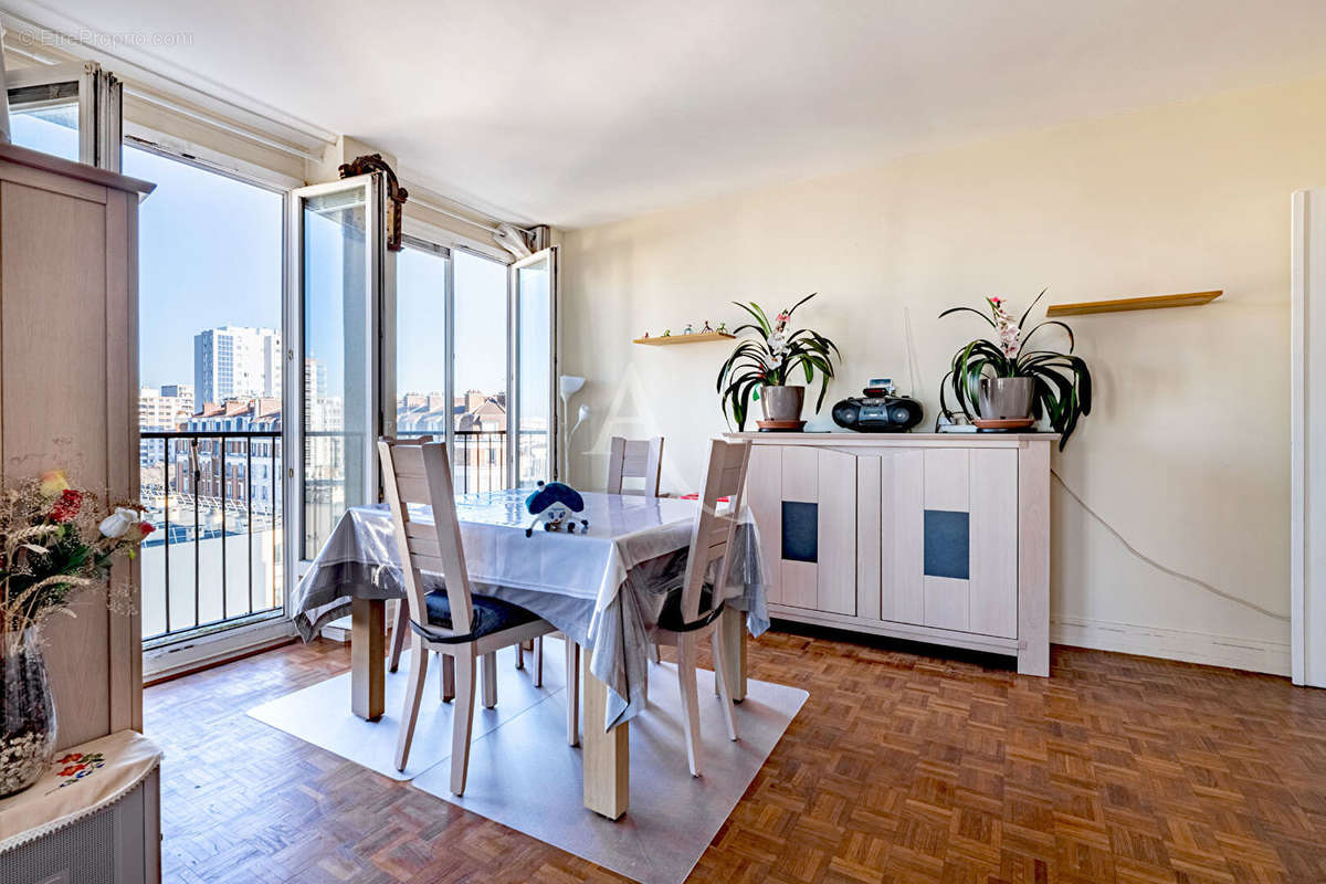 Appartement à CHOISY-LE-ROI