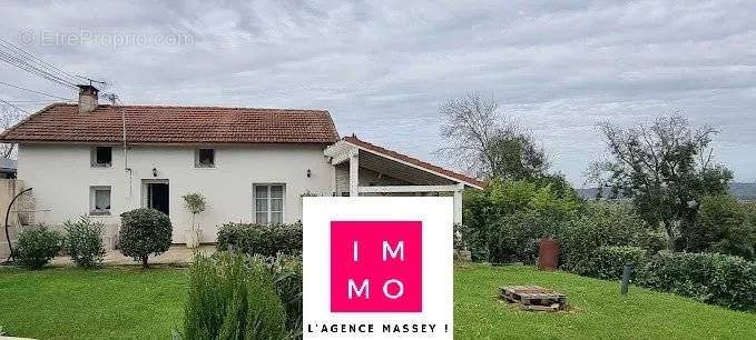 Maison à CHELLE-DEBAT