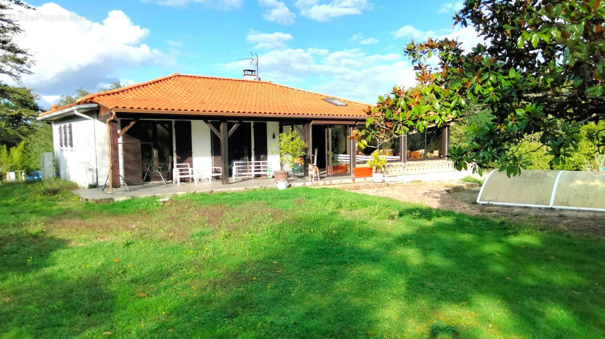 OVERVIEW - Maison à LONNES