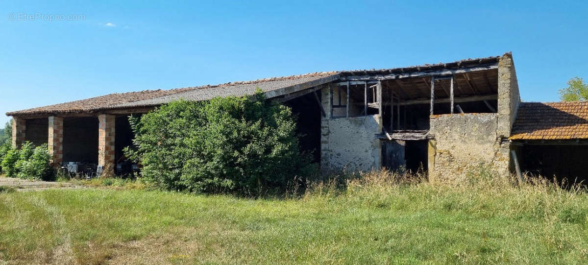 granges - Maison à CAUDEVAL