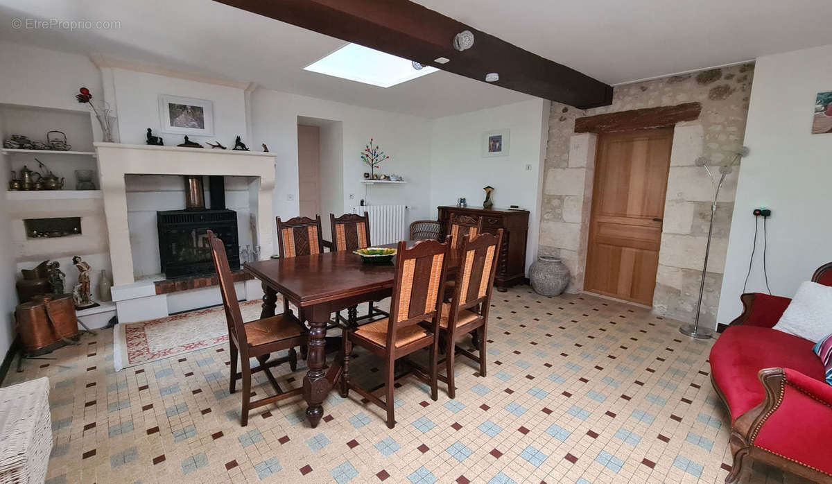 Charente country house with pool for sale . maison - Maison à BONNES