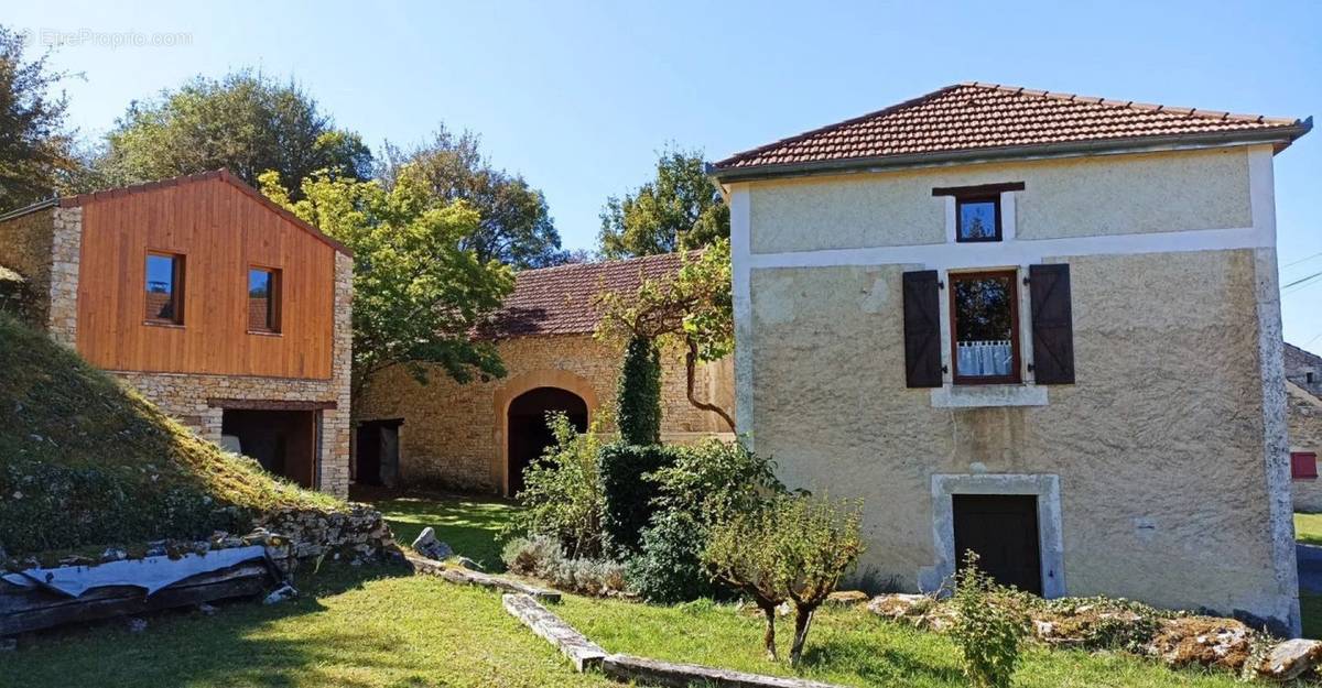 Appartement à LEOBARD