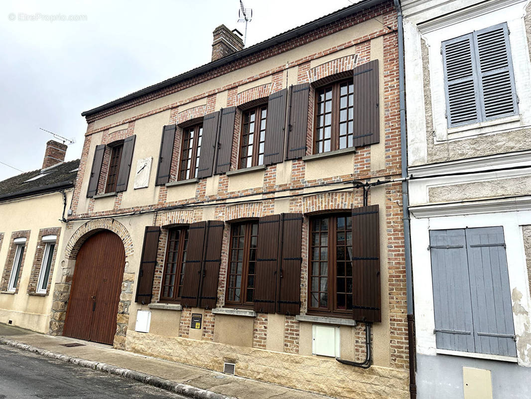 Maison à VILLEBLEVIN