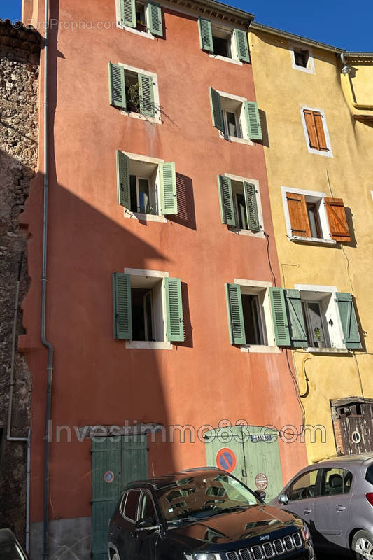 Appartement à BARJOLS