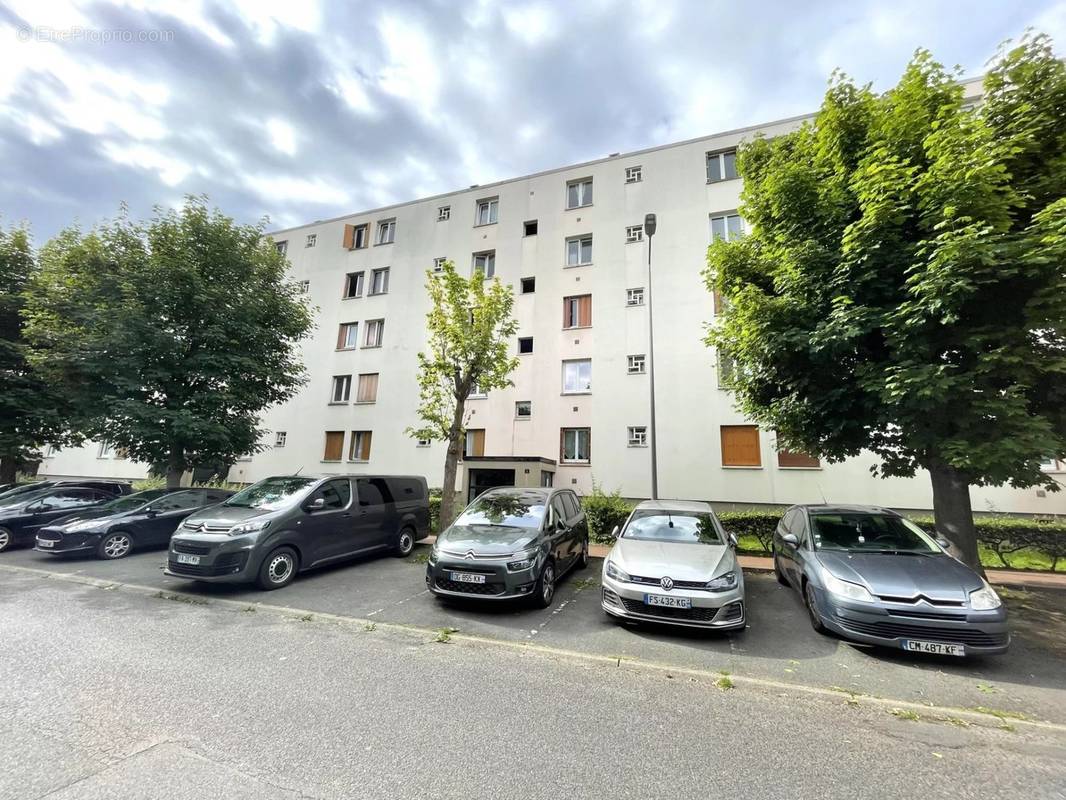 Appartement à GARGES-LES-GONESSE