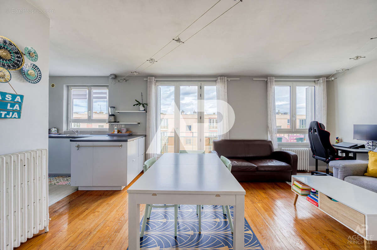 Appartement à RUEIL-MALMAISON