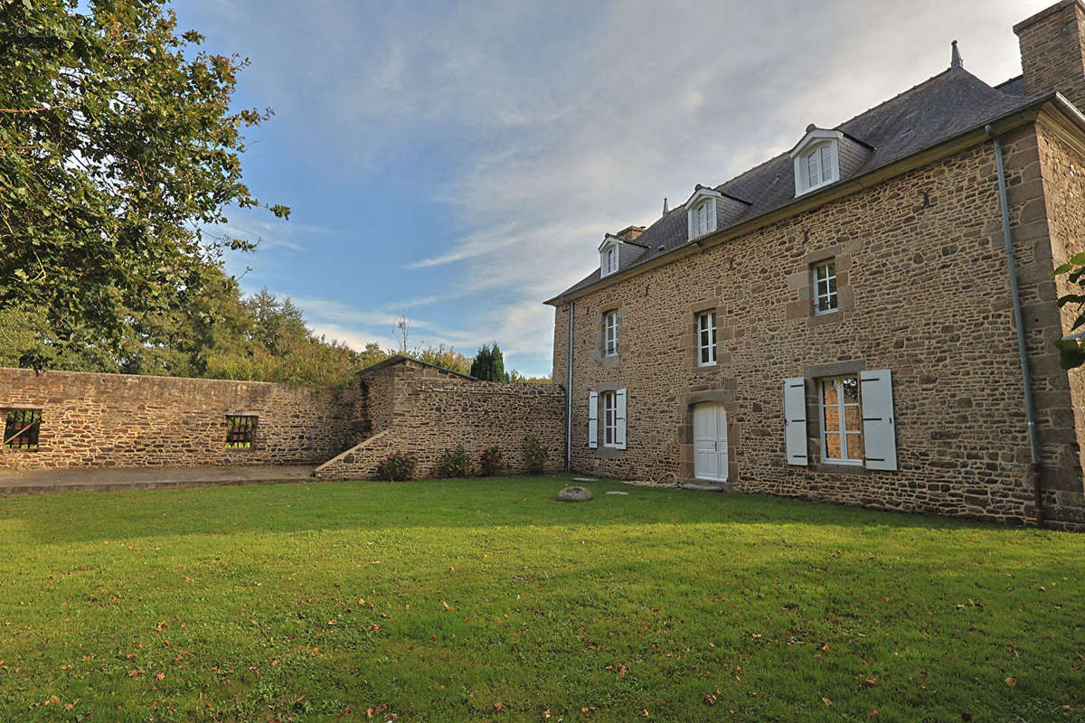 Maison à LA BOUSSAC