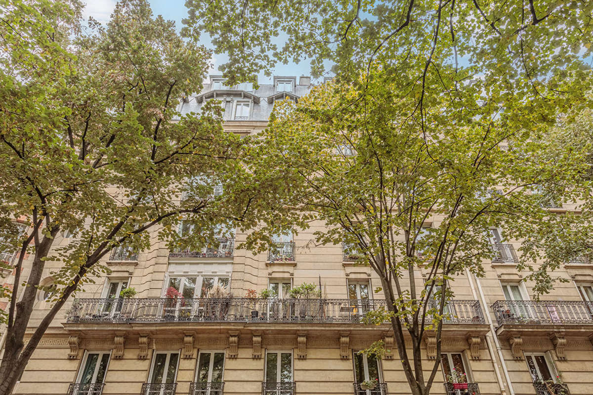 Appartement à PARIS-20E