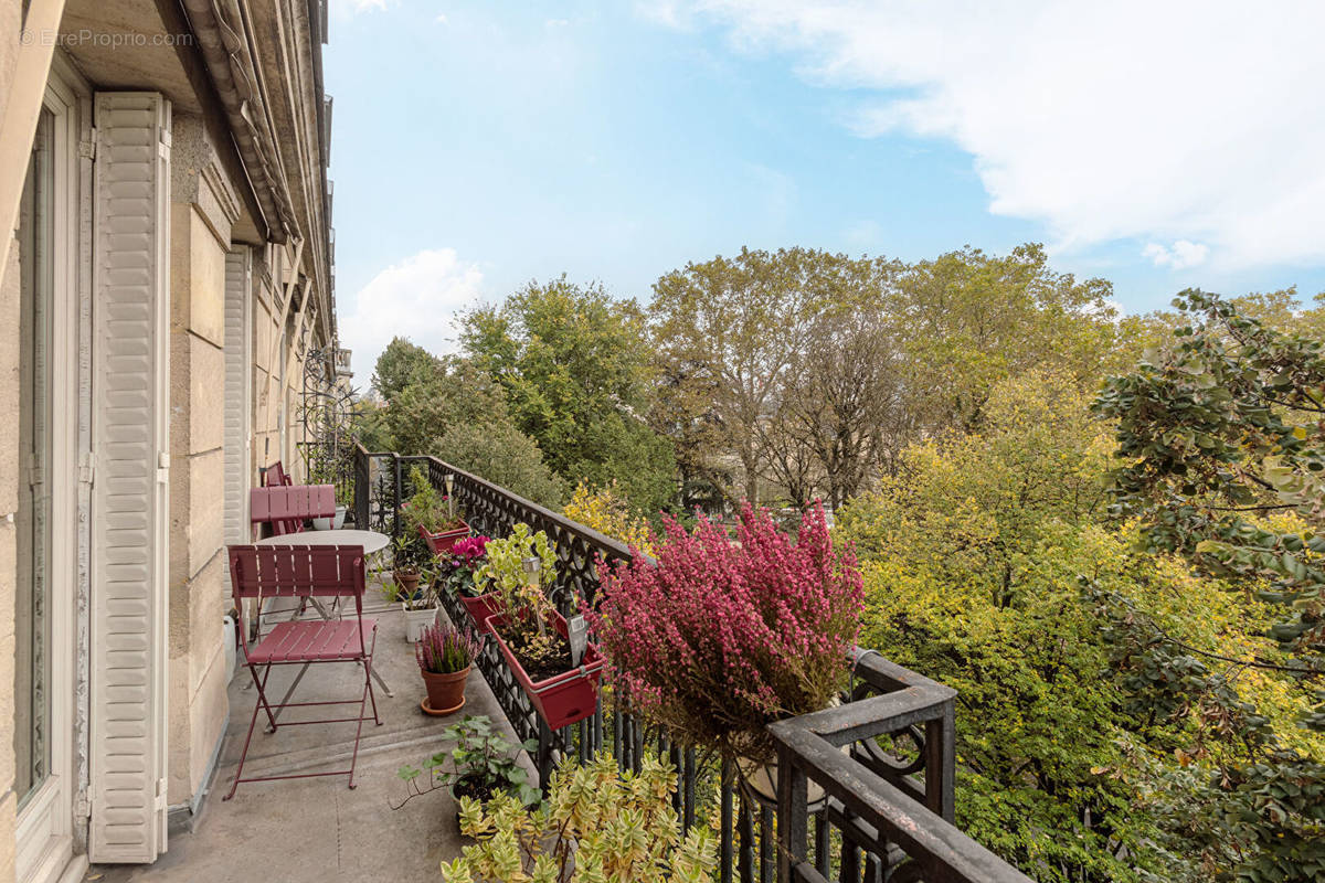 Appartement à PARIS-20E