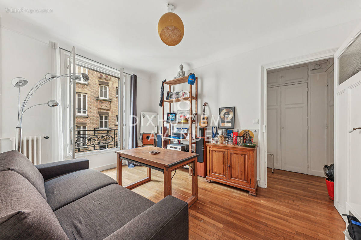 Appartement à PARIS-18E