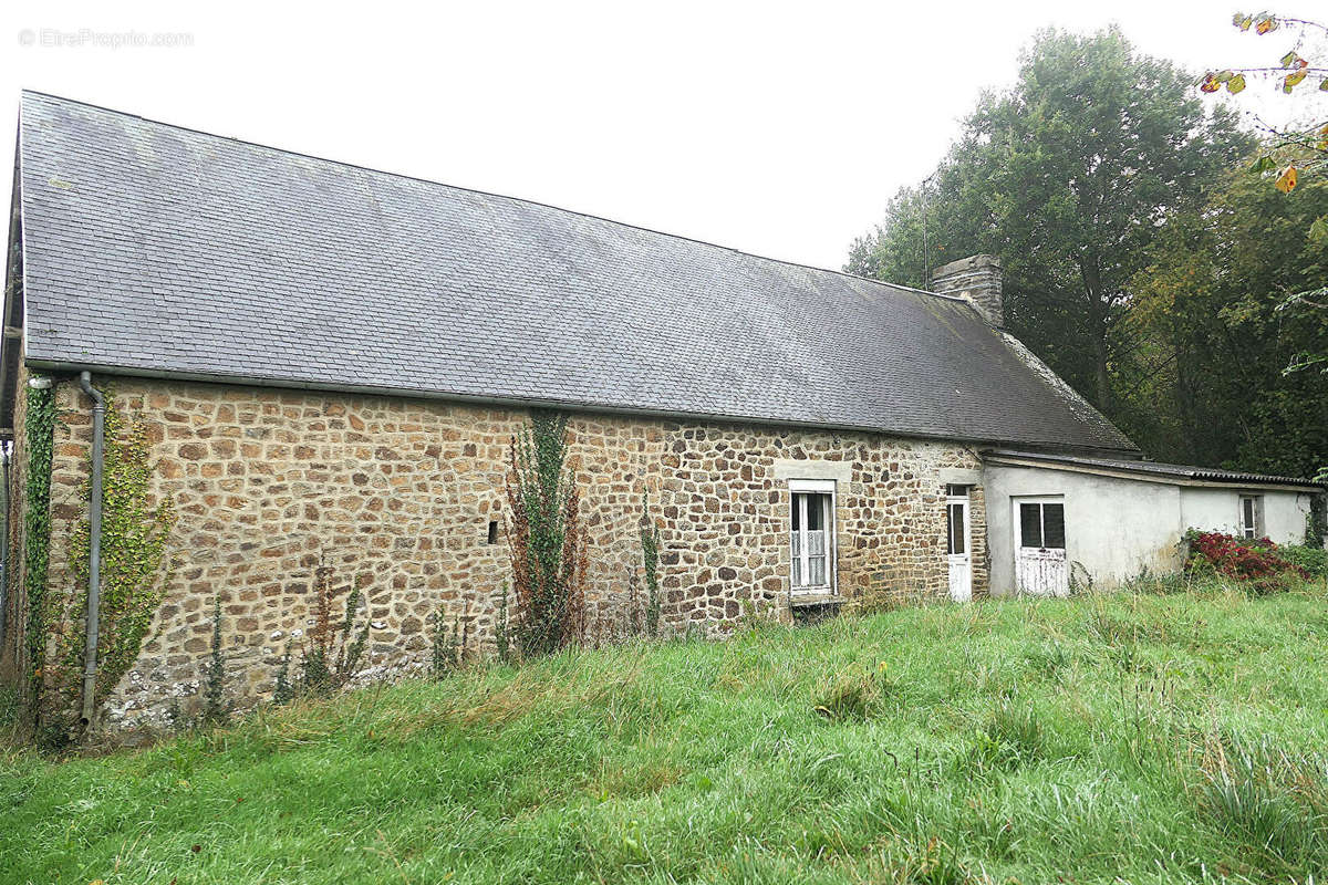 Maison à MORTAIN