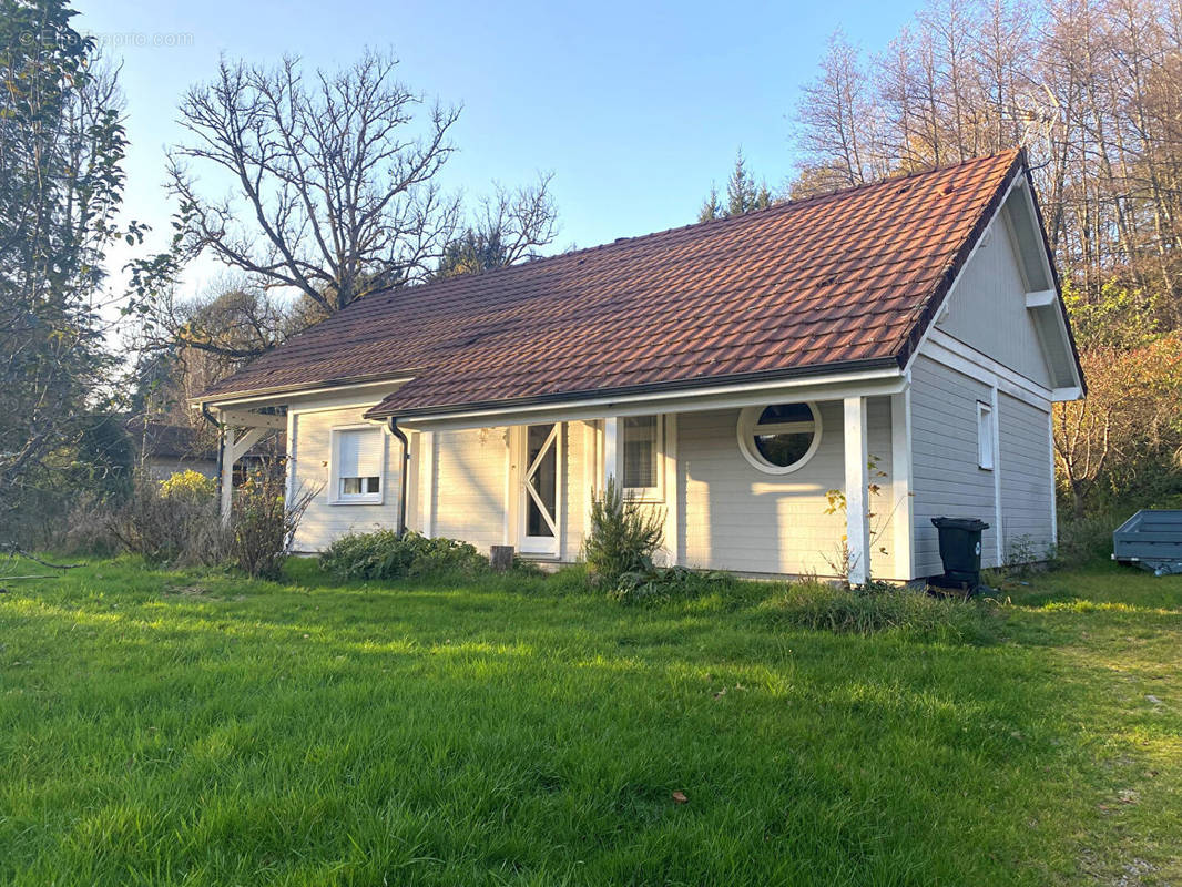 Maison à LE THILLOT