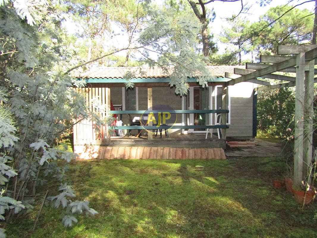 Maison à LACANAU