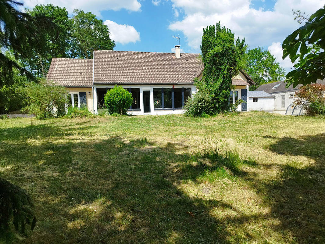 Maison à SELLES-SUR-CHER