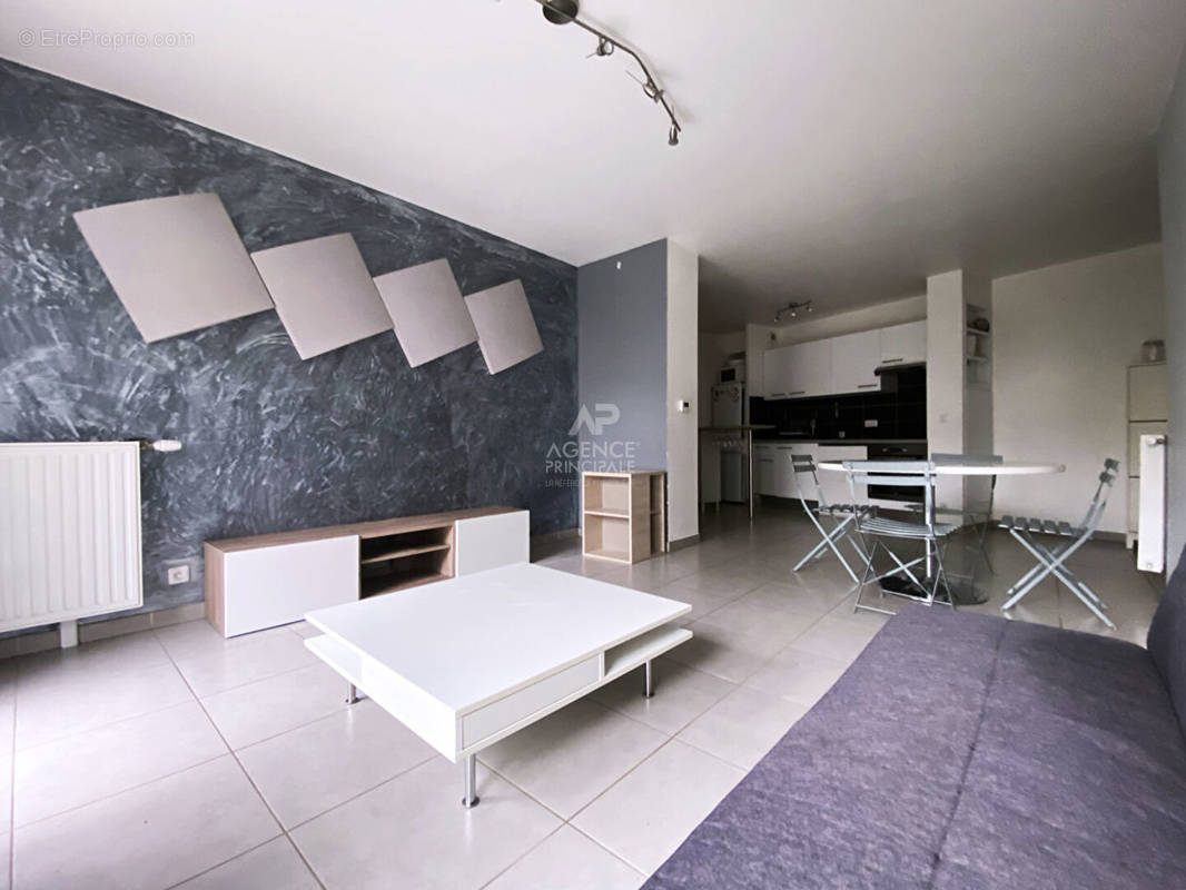 Appartement à NANTERRE