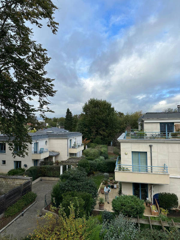 Appartement à MAISONS-LAFFITTE