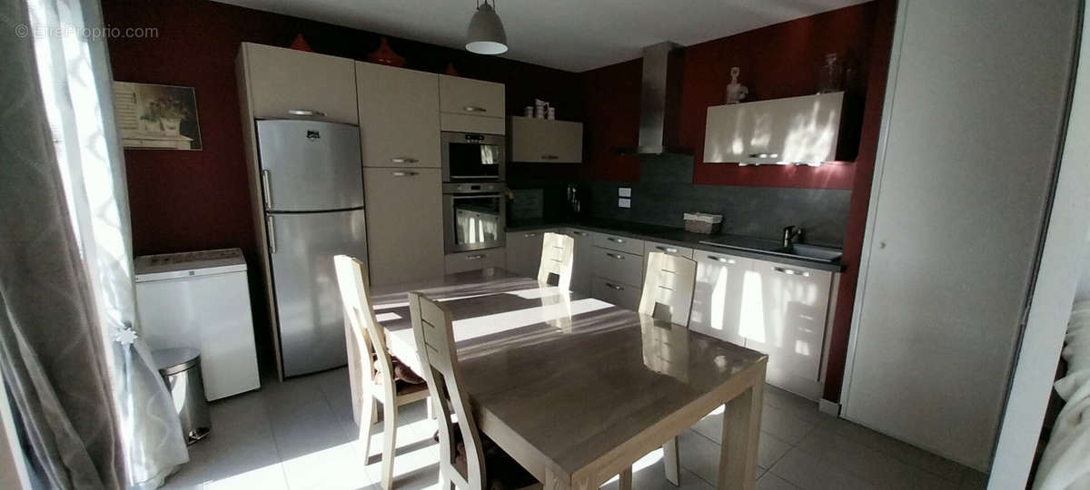 Appartement à EPERNON