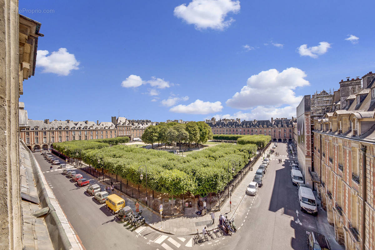 Appartement à PARIS-4E