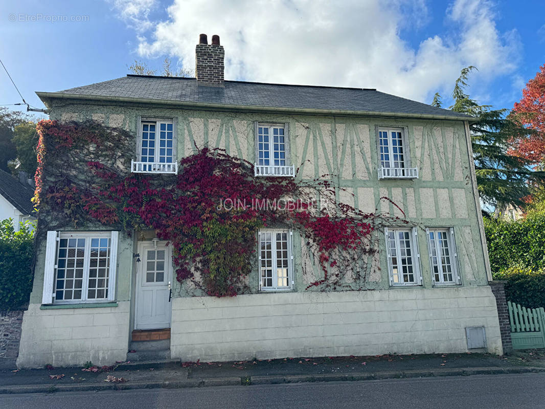 Maison à ARQUES-LA-BATAILLE