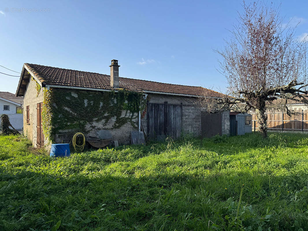 Maison à VILLENAVE-D&#039;ORNON