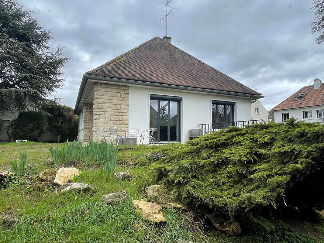 Maison à LAMORLAYE