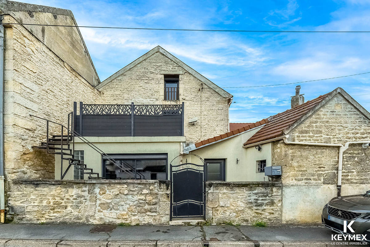 Maison à CIRES-LES-MELLO