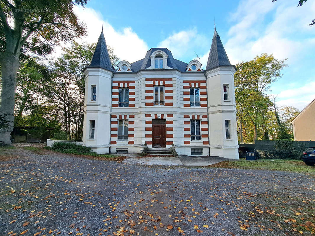 Appartement à BEAUMONT-SUR-OISE