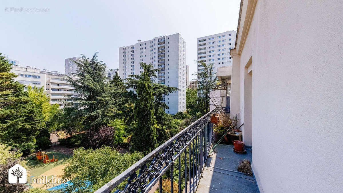 Appartement à LEVALLOIS-PERRET