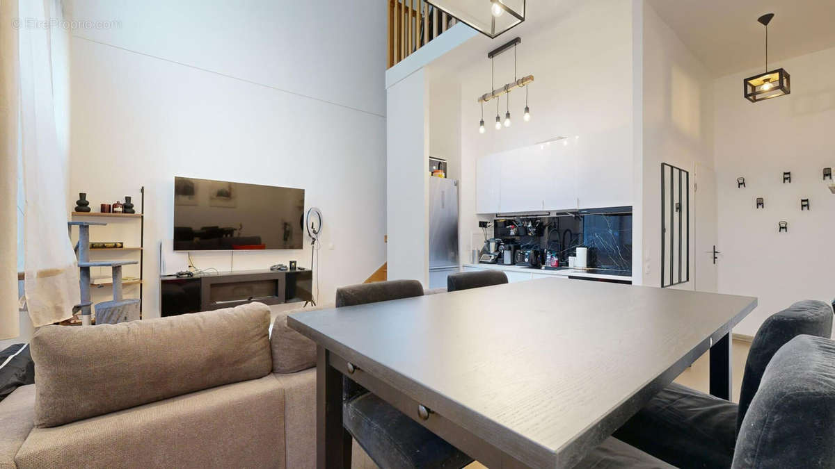 Appartement à NANTERRE