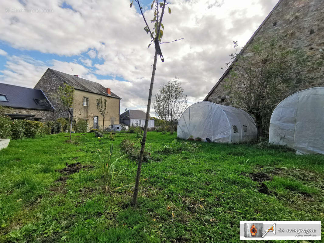 Maison à SAINT-MAURICE-PRES-PIONSAT